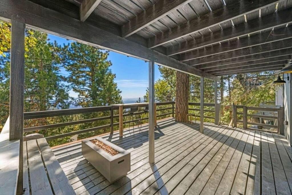 Updated Mountain Cabin Retreat With 180 Views Off Deck And Balcony Running Springs Εξωτερικό φωτογραφία