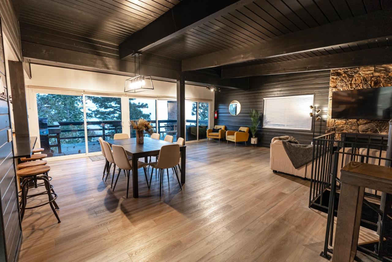 Updated Mountain Cabin Retreat With 180 Views Off Deck And Balcony Running Springs Εξωτερικό φωτογραφία